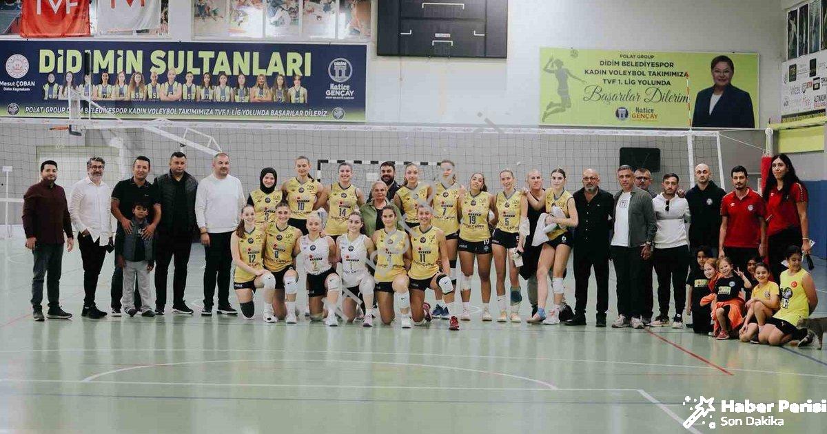 "Didim'in Sultanları Nefes Kesen Maçta Söke'yi Devirdi: 3-2" başlıklı haber için fotorealistik, prof