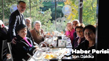 Yunusemre’den Emekli Öğretmenlere Anlamlı Kutlama