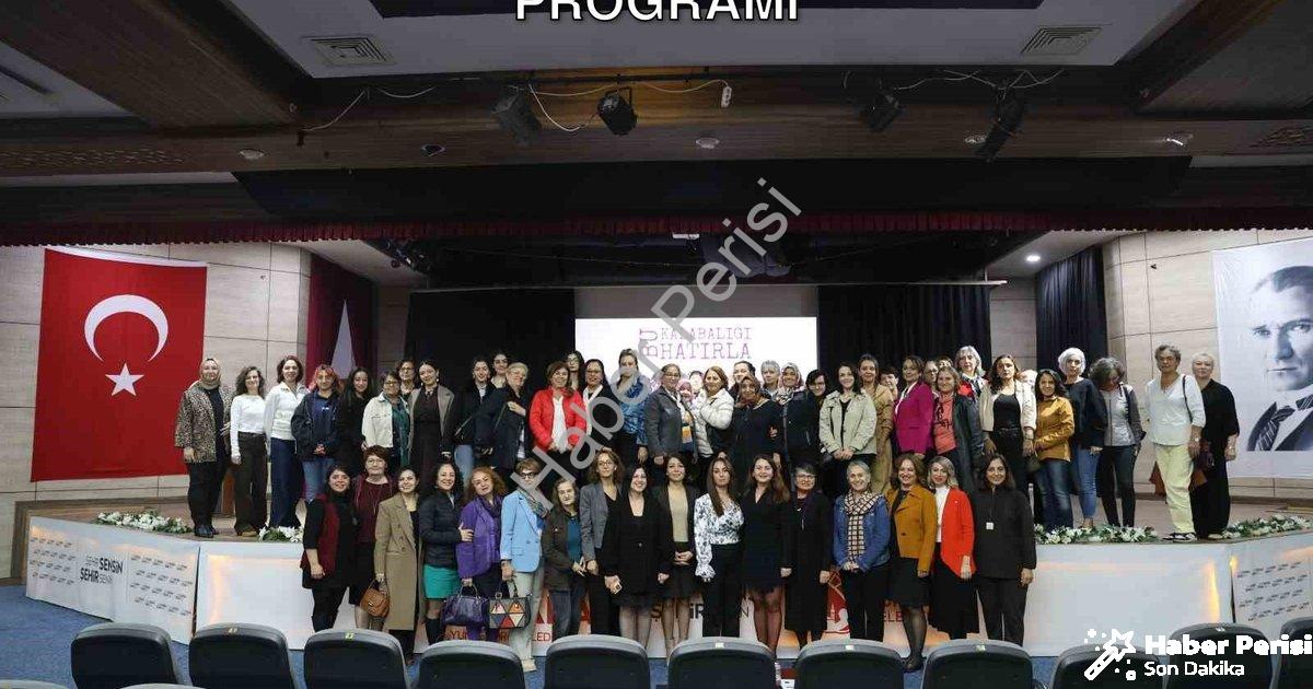 "Manisa'da Belgesel Gösterimi ve Söyleşi Programı" başlıklı haber için fotorealistik, profesyonel bi