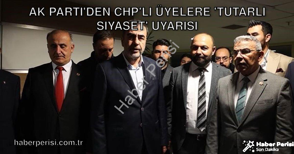 "AK Parti'den CHP'li Üyelere 'Tutarlı Siyaset' Uyarısı" başlıklı haber için fotorealistik, profesyon