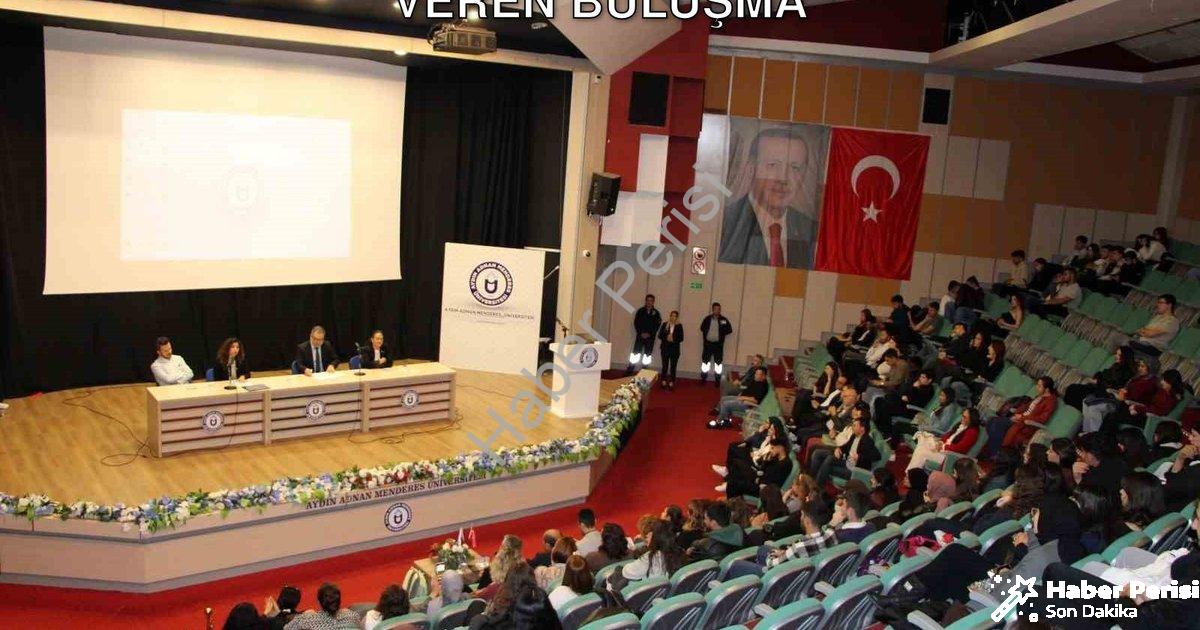 "ADÜ'de Geleceğin Eğitim Neferlerine İlham Veren Buluşma" başlıklı haber için fotorealistik, profesy