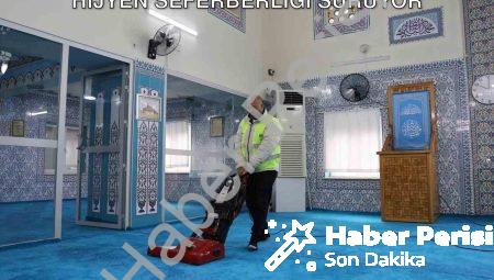 Yunusemre’de İbadethaneler Pırıl Pırıl: Hijyen Seferberliği Sürüyor