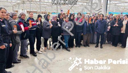 Simav’da Jandarma Ekiplerinden Anlamlı Hareket: Sera Çalışanı Kadınlara KADES Kalkanı